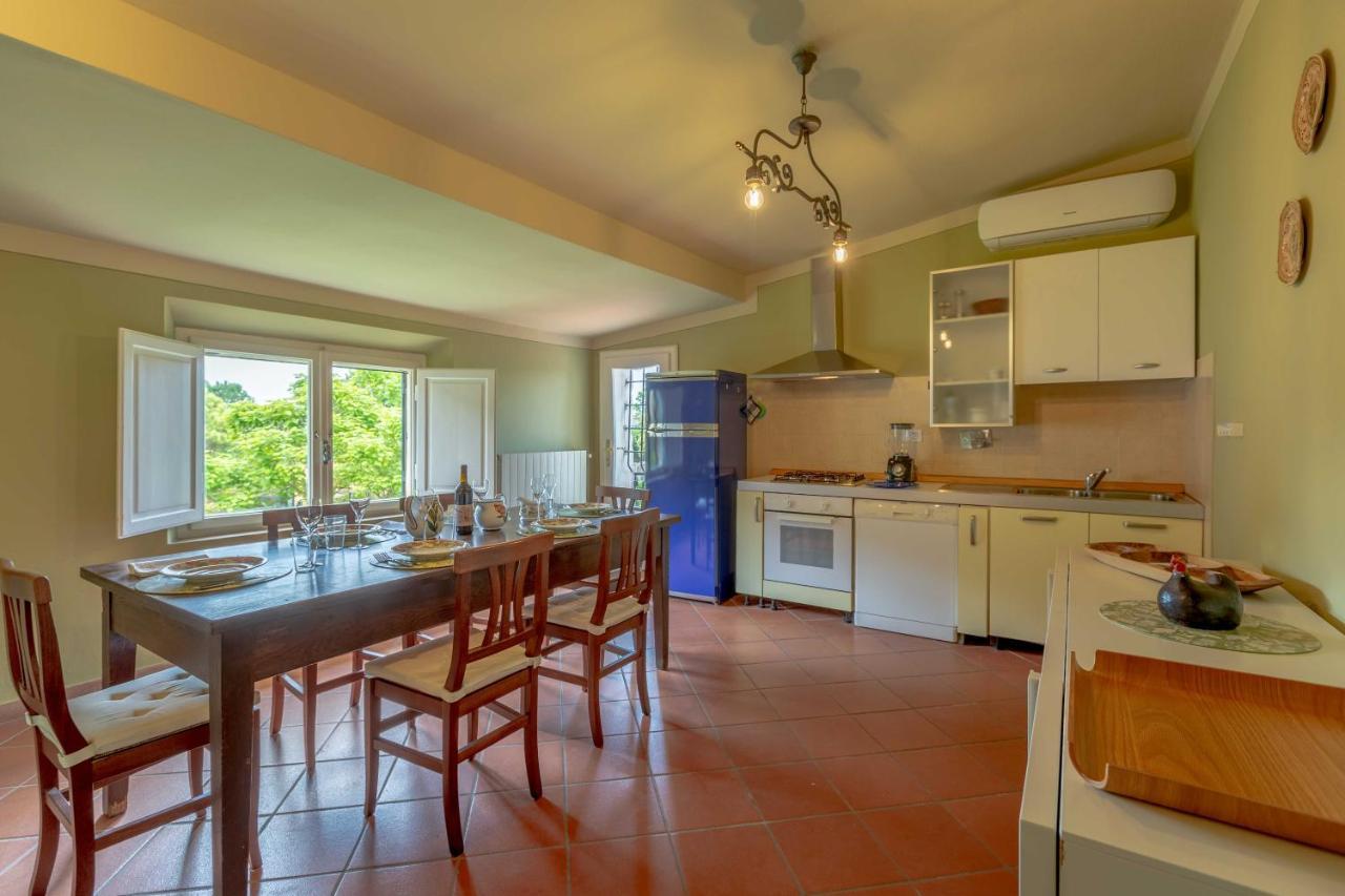 Borgo Studiati Residenza D'Epoca Bed & Breakfast Pugnano Екстериор снимка